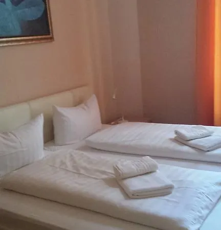 Otel De Ela 2*